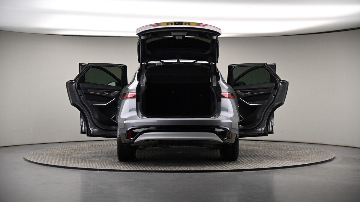 More views of Jaguar F-PACE