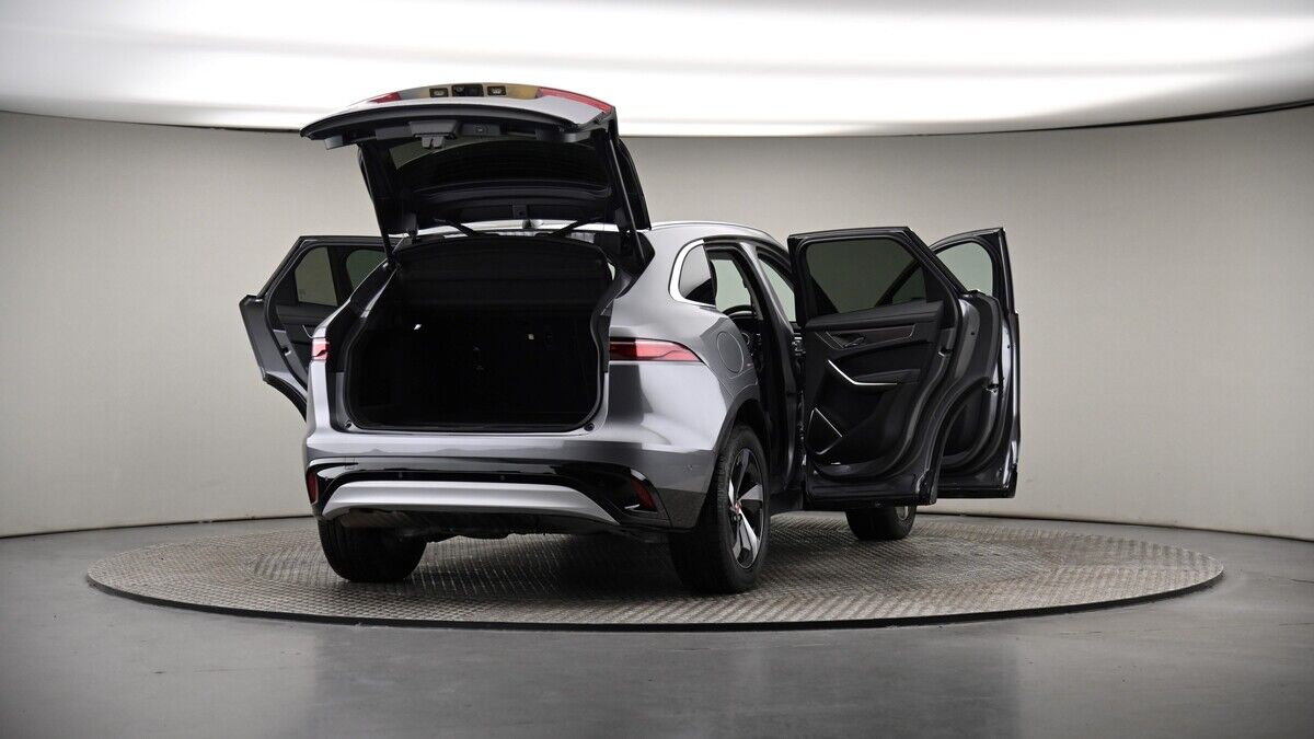 More views of Jaguar F-PACE