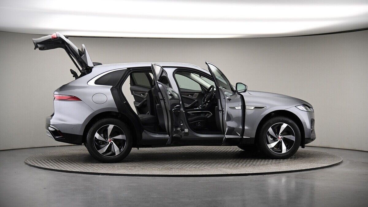More views of Jaguar F-PACE
