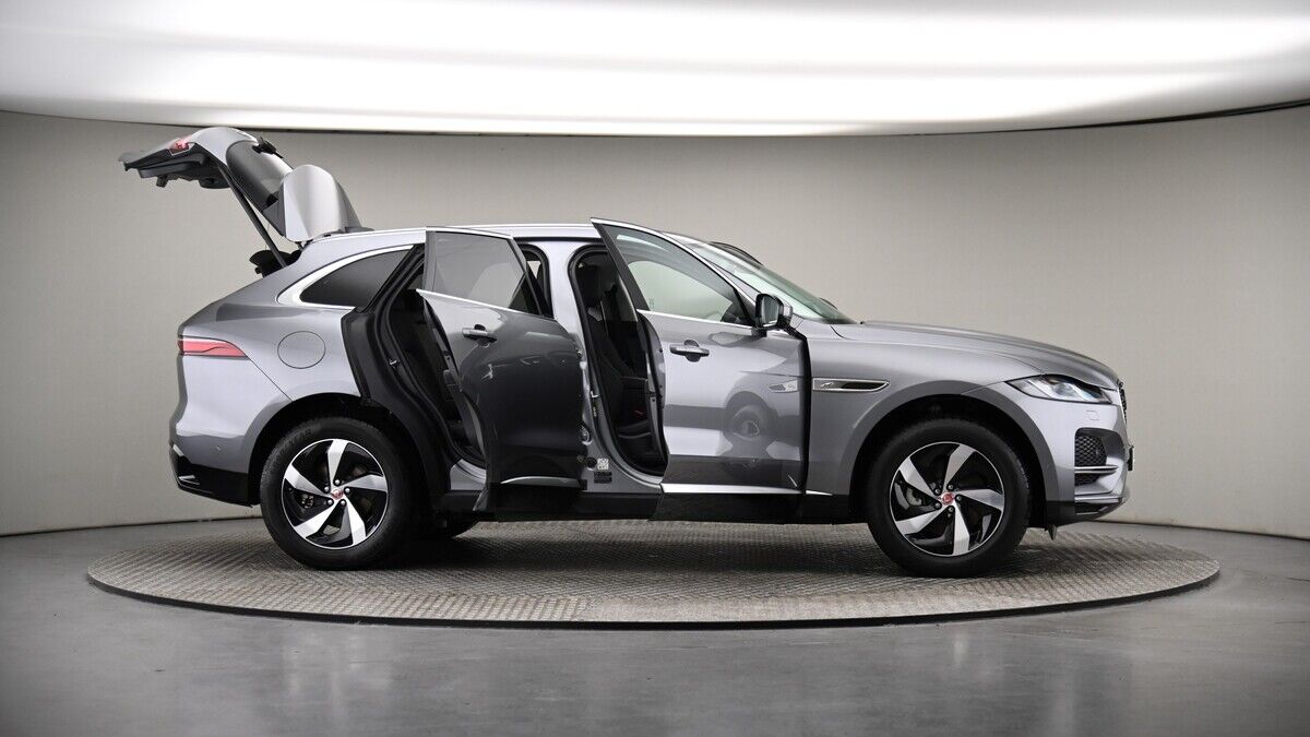 More views of Jaguar F-PACE