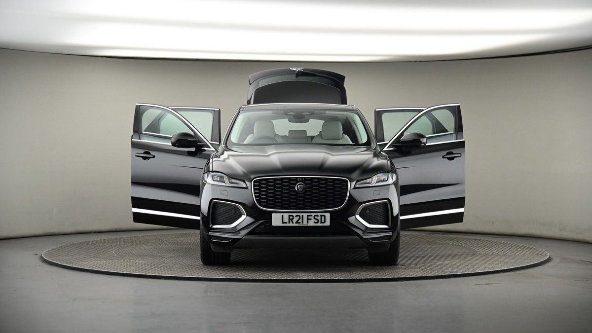 More views of Jaguar F-PACE