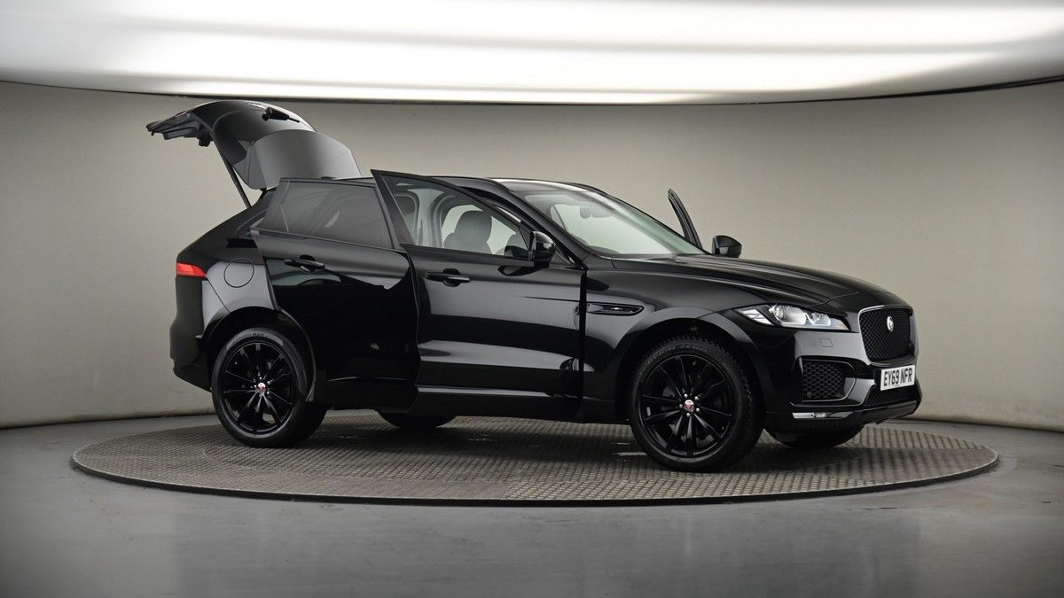 More views of Jaguar F-PACE