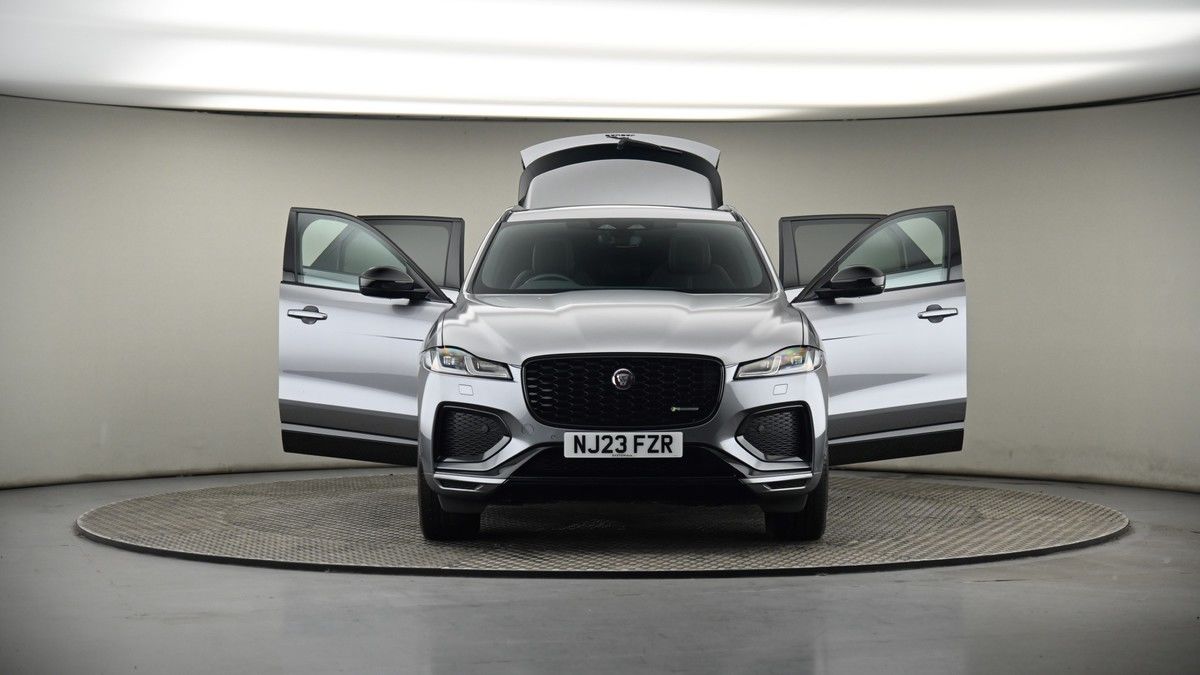 More views of Jaguar F-PACE