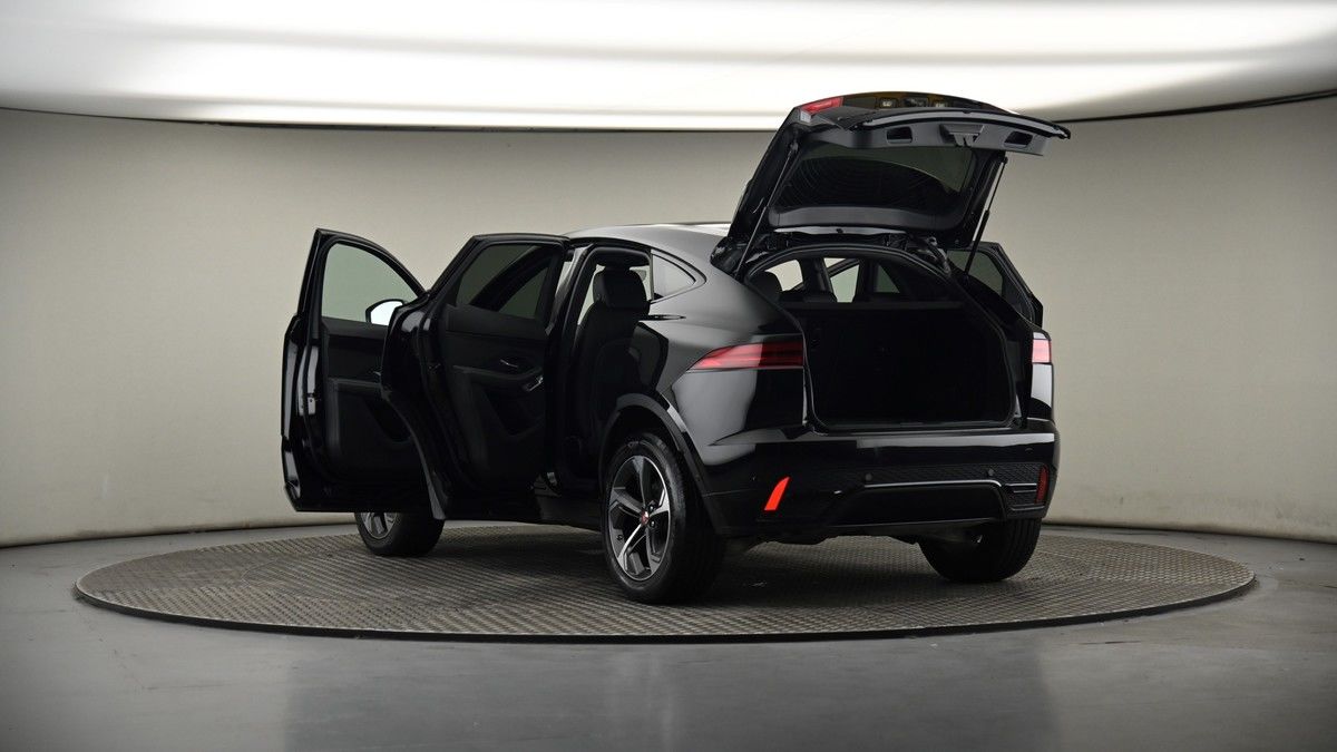Jaguar E-PACE Image 7