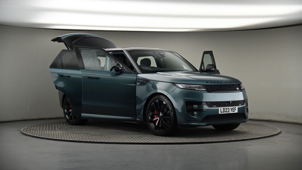 More views of Land Rover Range Rover Sport
