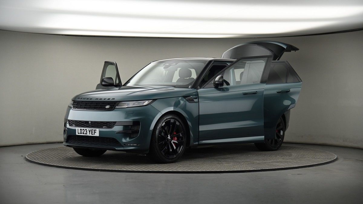 More views of Land Rover Range Rover Sport