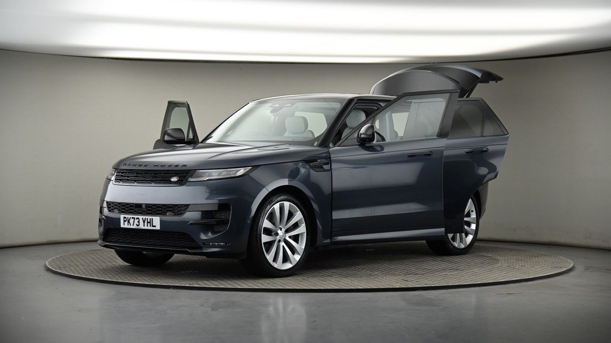 More views of Land Rover Range Rover Sport
