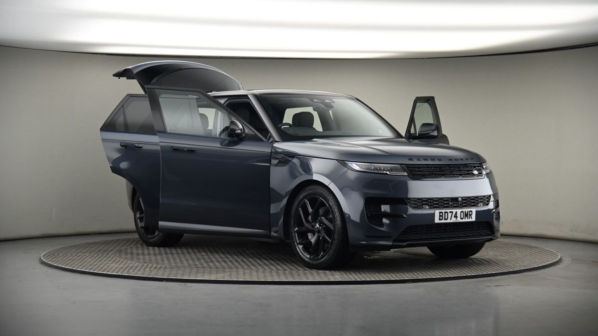 More views of Land Rover Range Rover Sport
