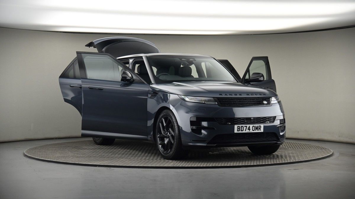 More views of Land Rover Range Rover Sport