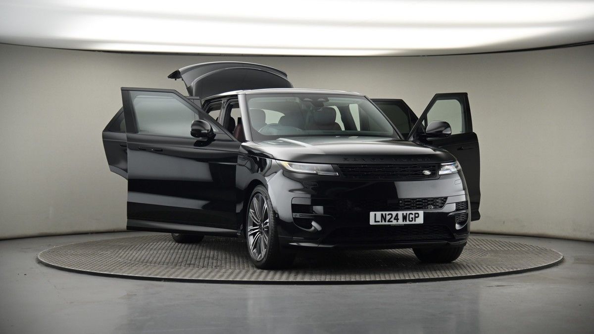 More views of Land Rover Range Rover Sport