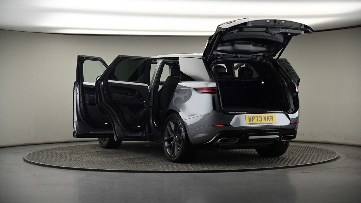 Land Rover Range Rover Sport Image 8