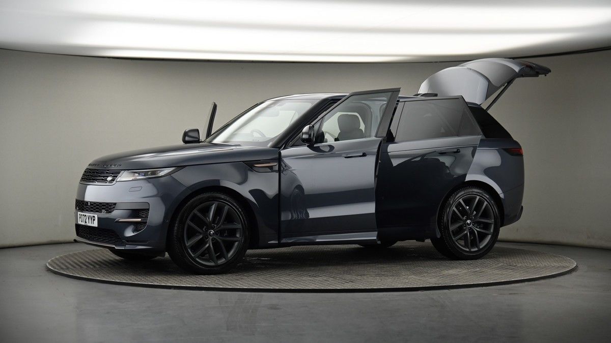 More views of Land Rover Range Rover Sport