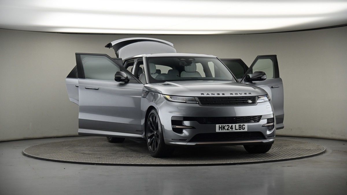 More views of Land Rover Range Rover Sport
