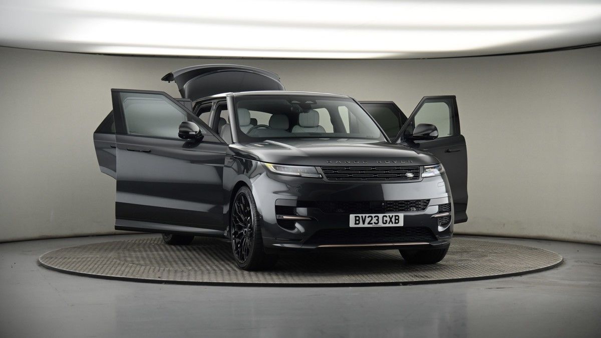 More views of Land Rover Range Rover Sport