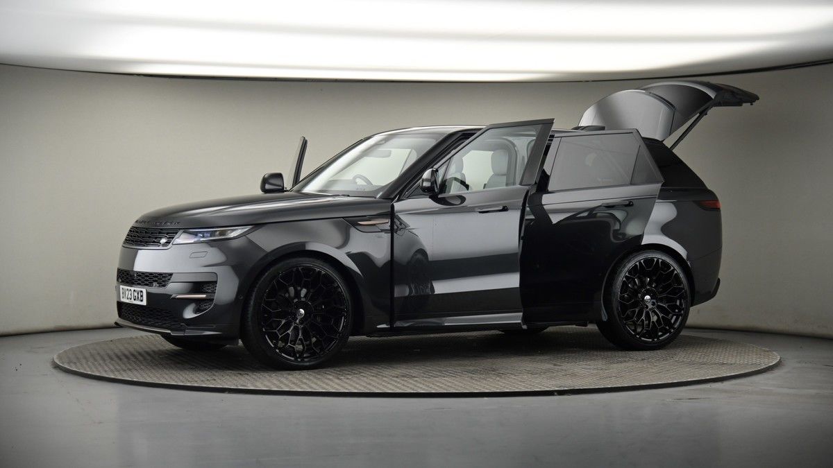 More views of Land Rover Range Rover Sport