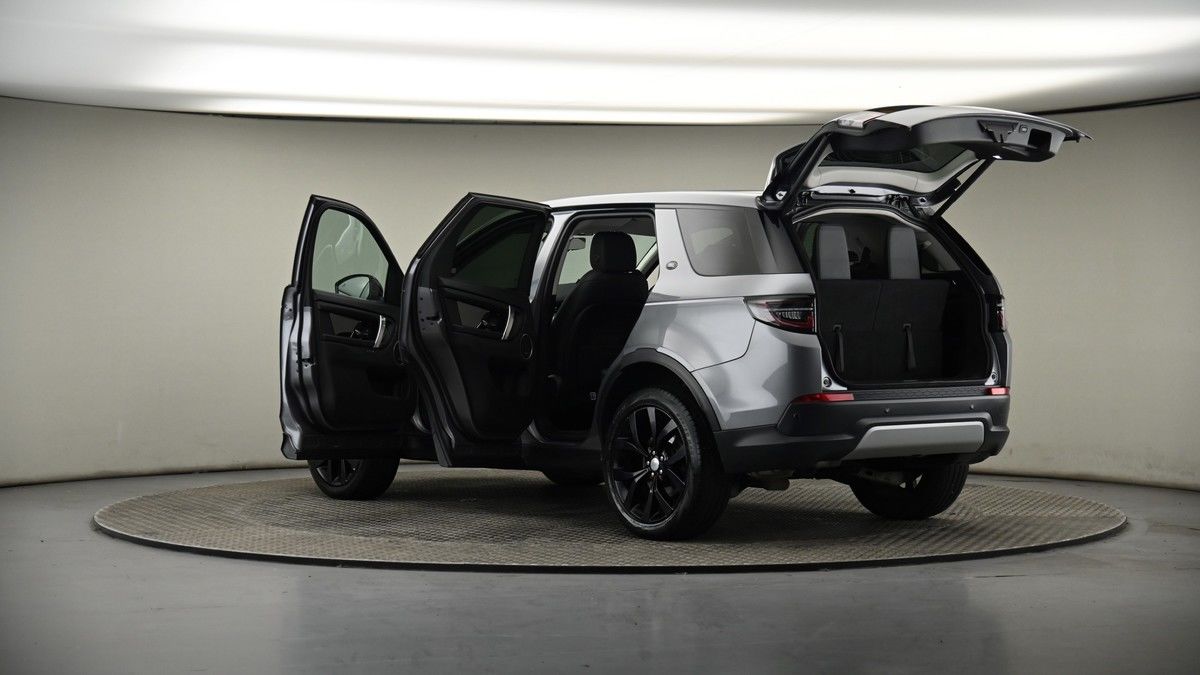 More views of Land Rover Discovery Sport