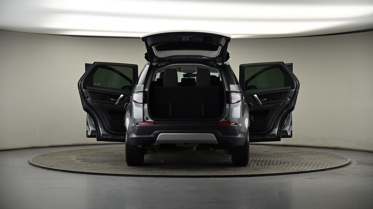 More views of Land Rover Discovery Sport