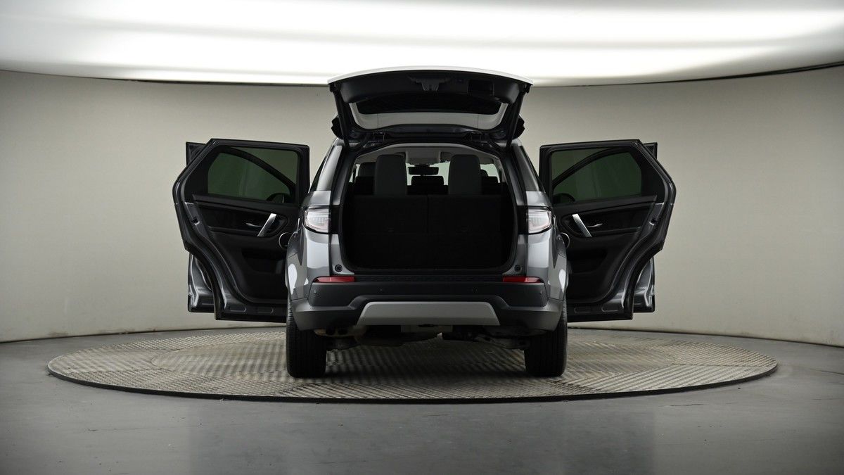 More views of Land Rover Discovery Sport