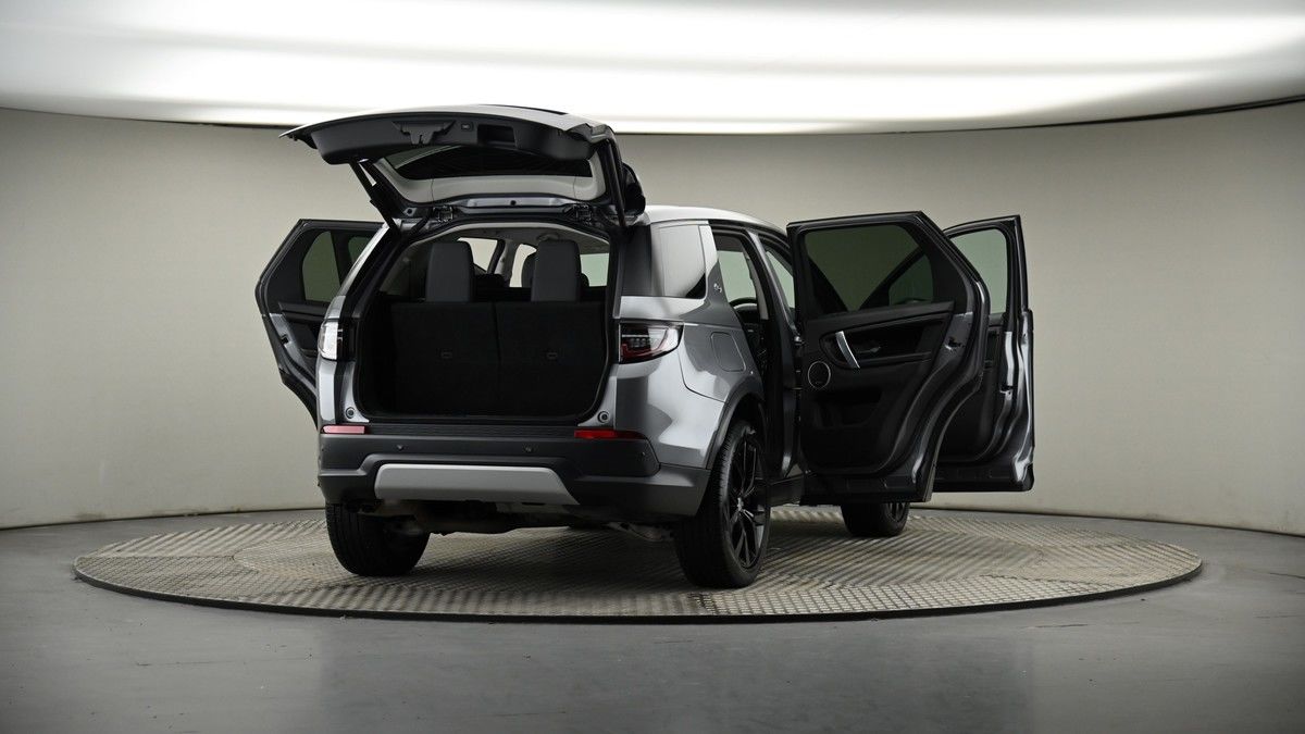 More views of Land Rover Discovery Sport