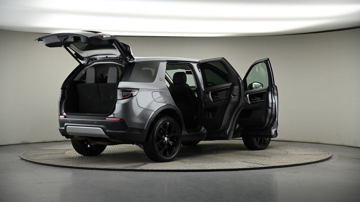 More views of Land Rover Discovery Sport
