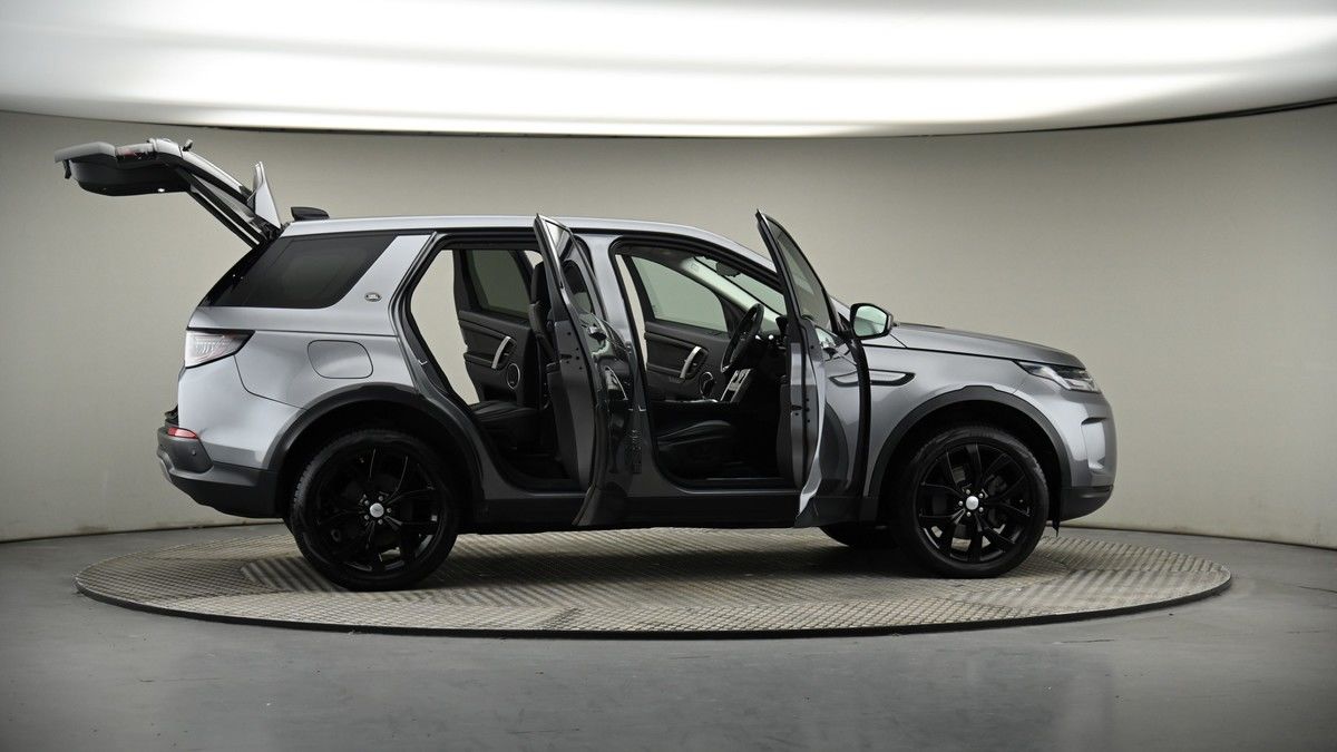 More views of Land Rover Discovery Sport