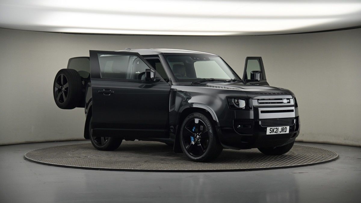 More views of Land Rover Defender 90