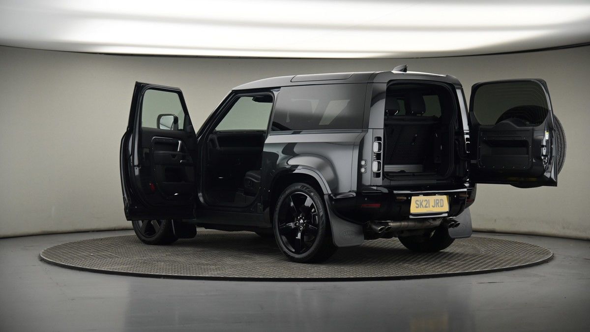 More views of Land Rover Defender 90