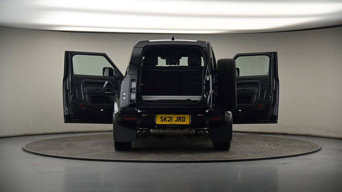 More views of Land Rover Defender 90
