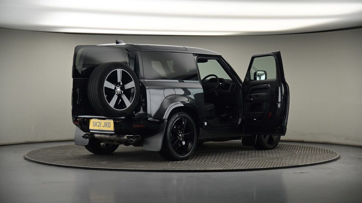 More views of Land Rover Defender 90