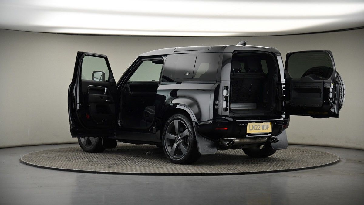 More views of Land Rover Defender 90