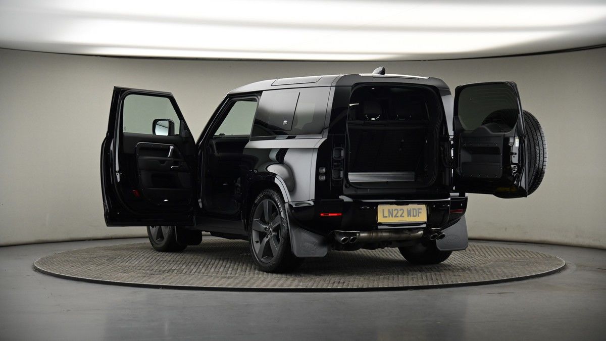 Land Rover Defender 90 Image 8