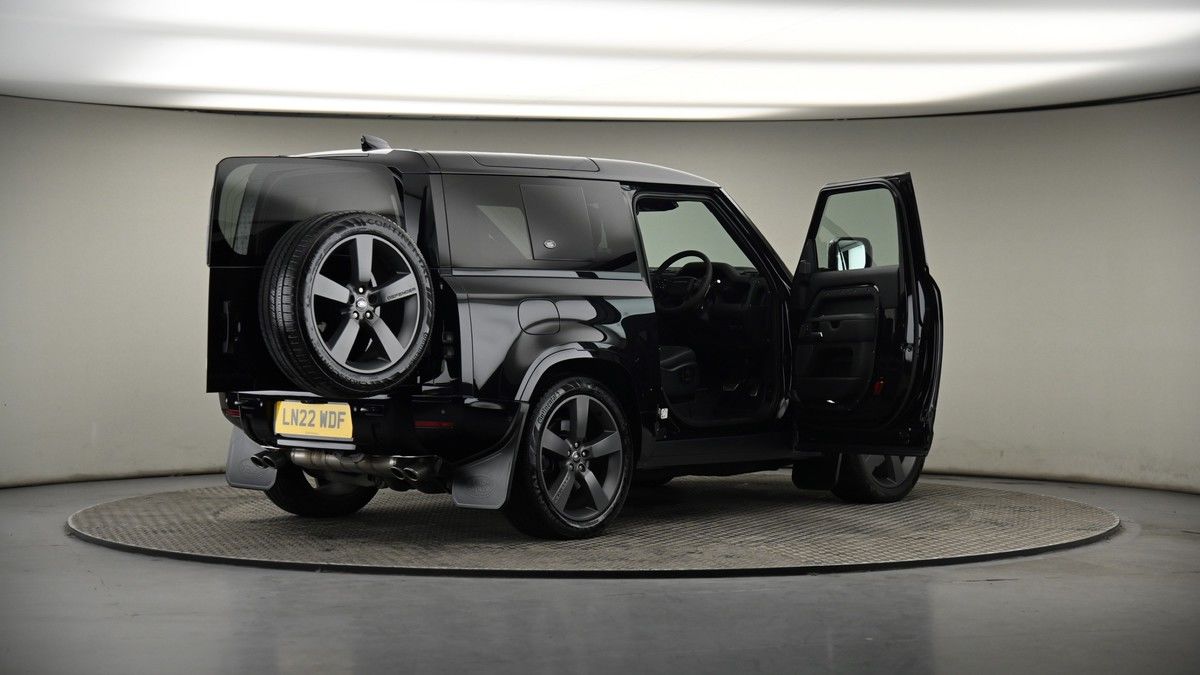 More views of Land Rover Defender 90