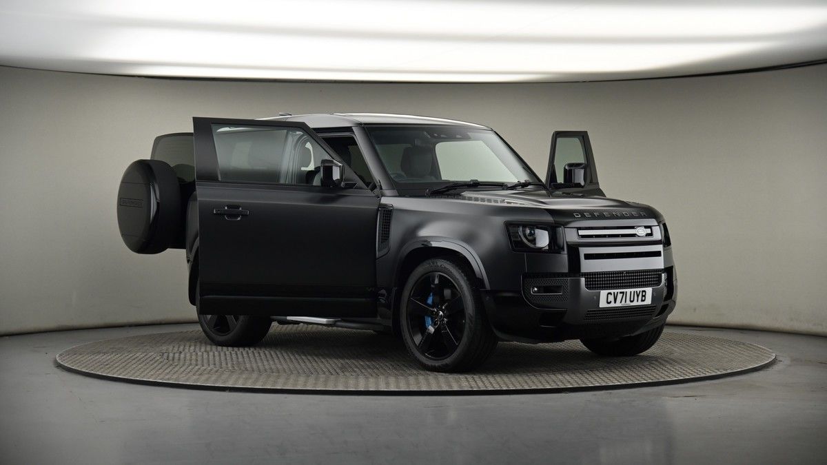 More views of Land Rover Defender 90