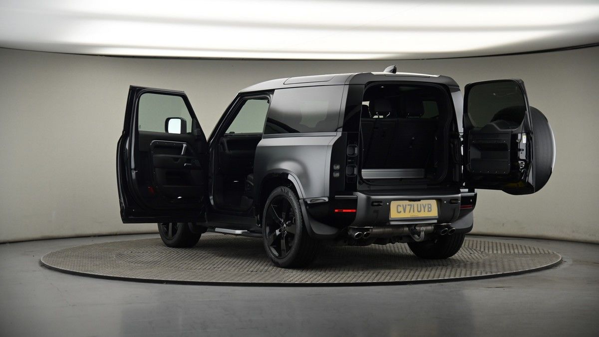 Land Rover Defender 90 Image 8