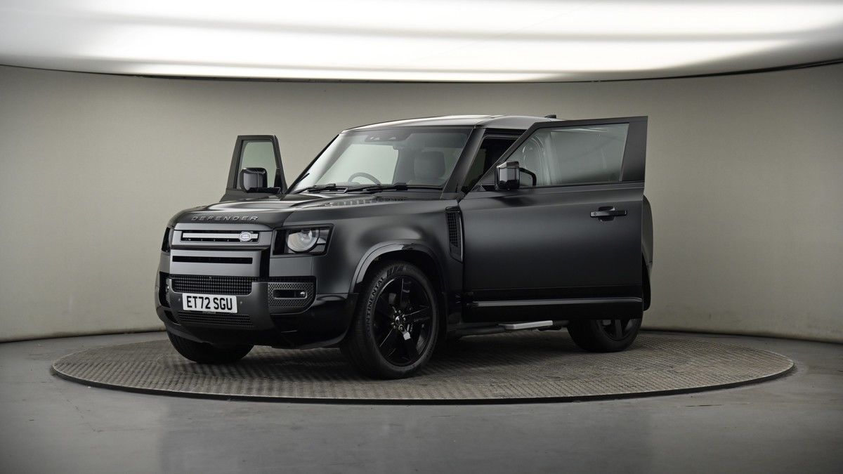 More views of Land Rover Defender 90