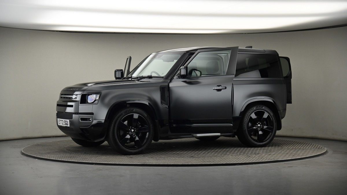 More views of Land Rover Defender 90
