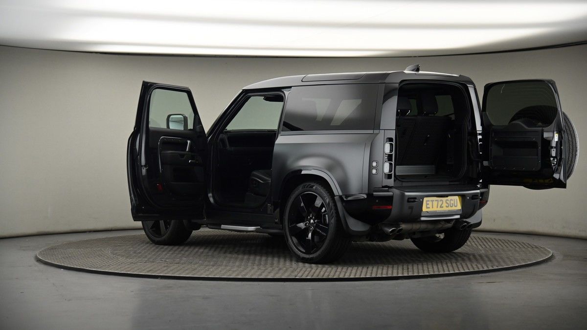 More views of Land Rover Defender 90