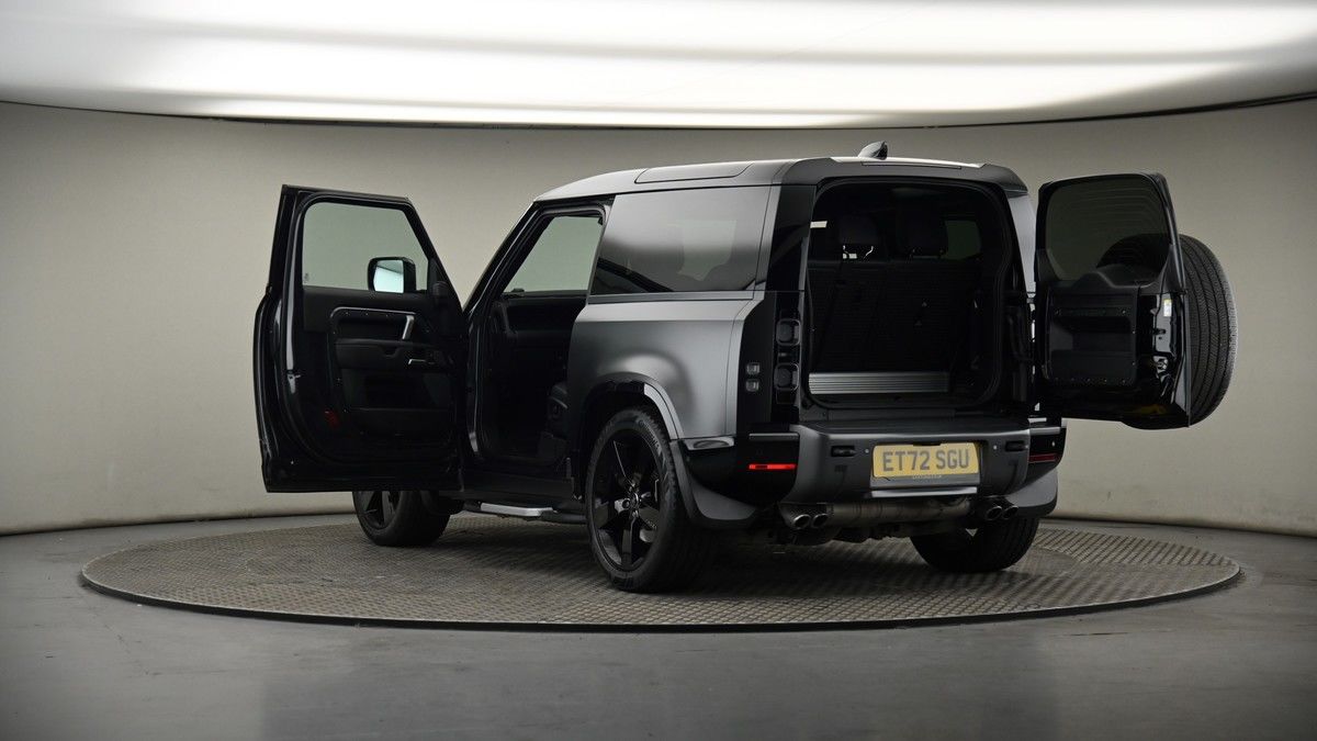 Land Rover Defender 90 Image 8