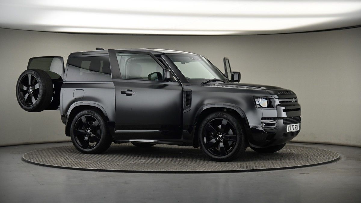 More views of Land Rover Defender 90