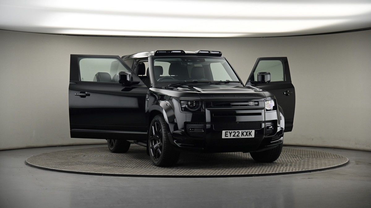 More views of Land Rover Defender 90
