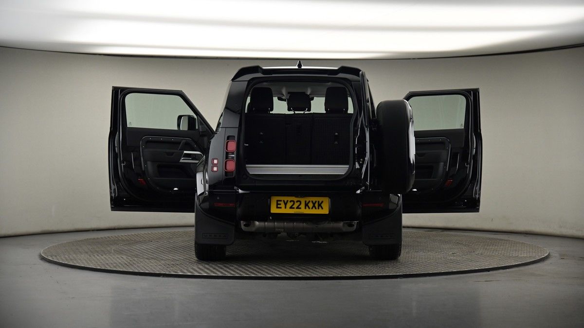More views of Land Rover Defender 90