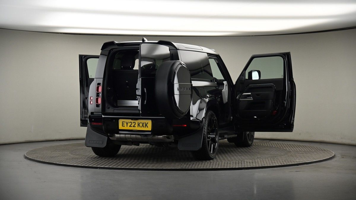 More views of Land Rover Defender 90
