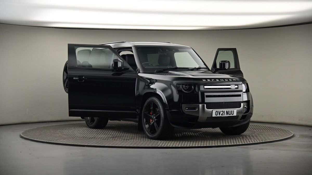 More views of Land Rover Defender 90