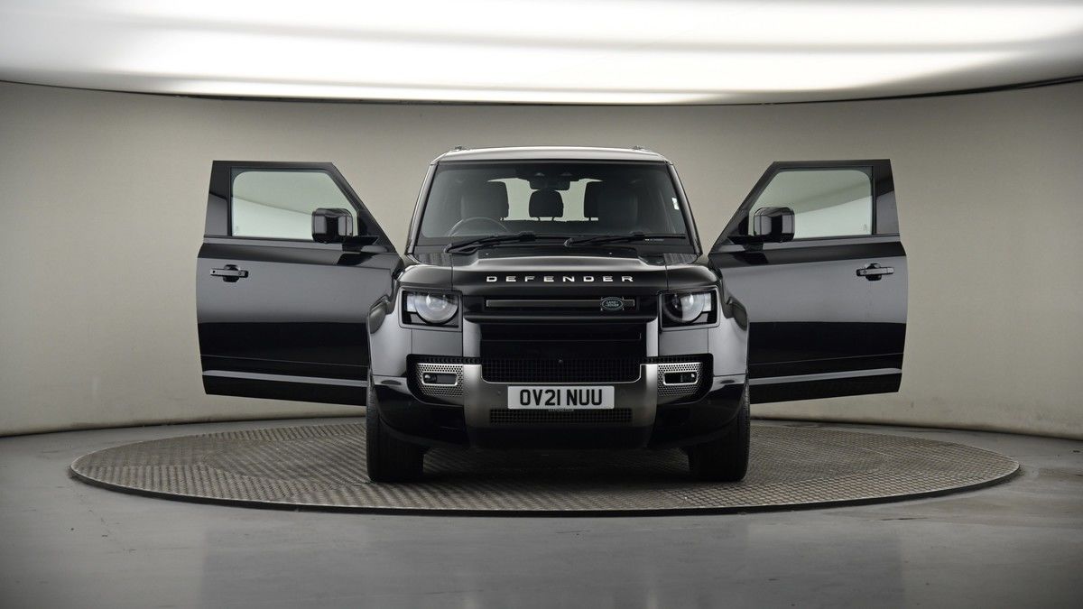 More views of Land Rover Defender 90