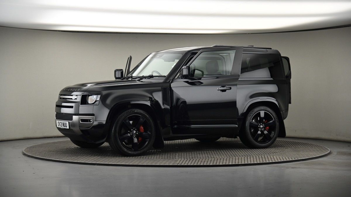 More views of Land Rover Defender 90