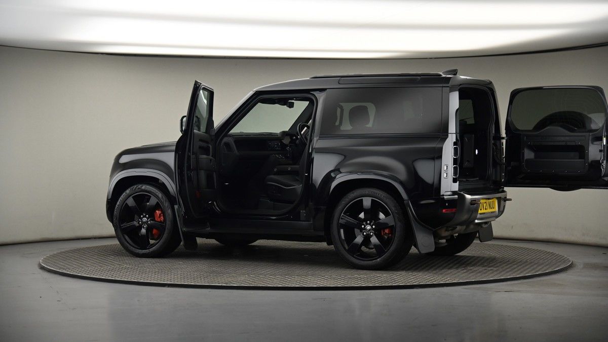 More views of Land Rover Defender 90