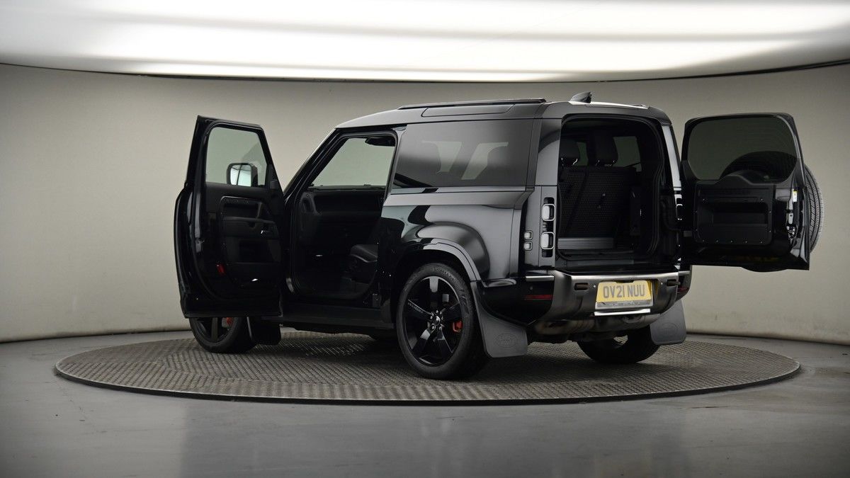 More views of Land Rover Defender 90