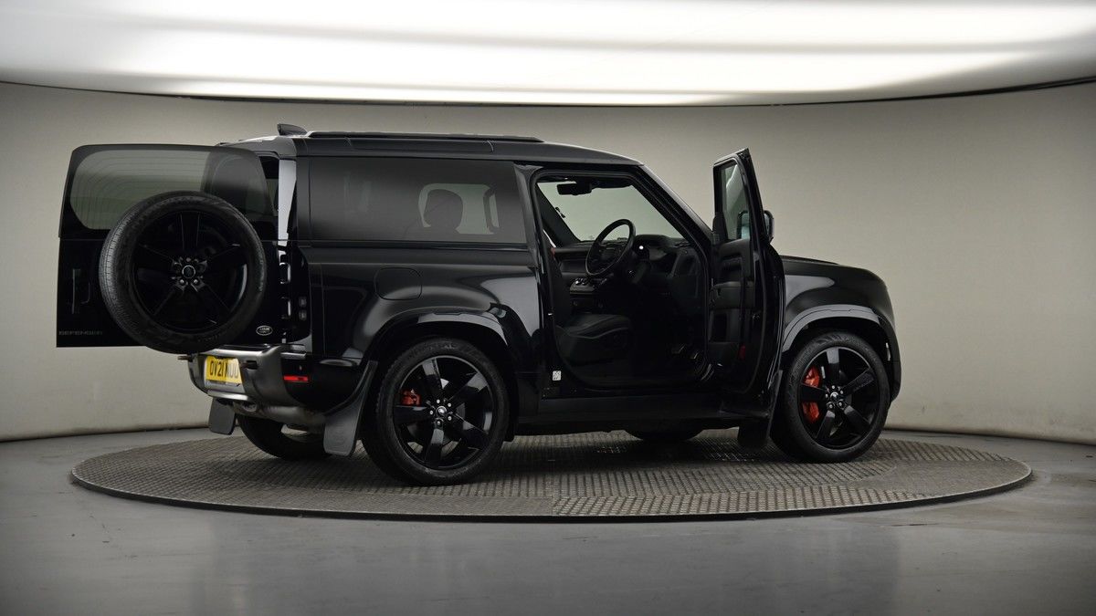 More views of Land Rover Defender 90