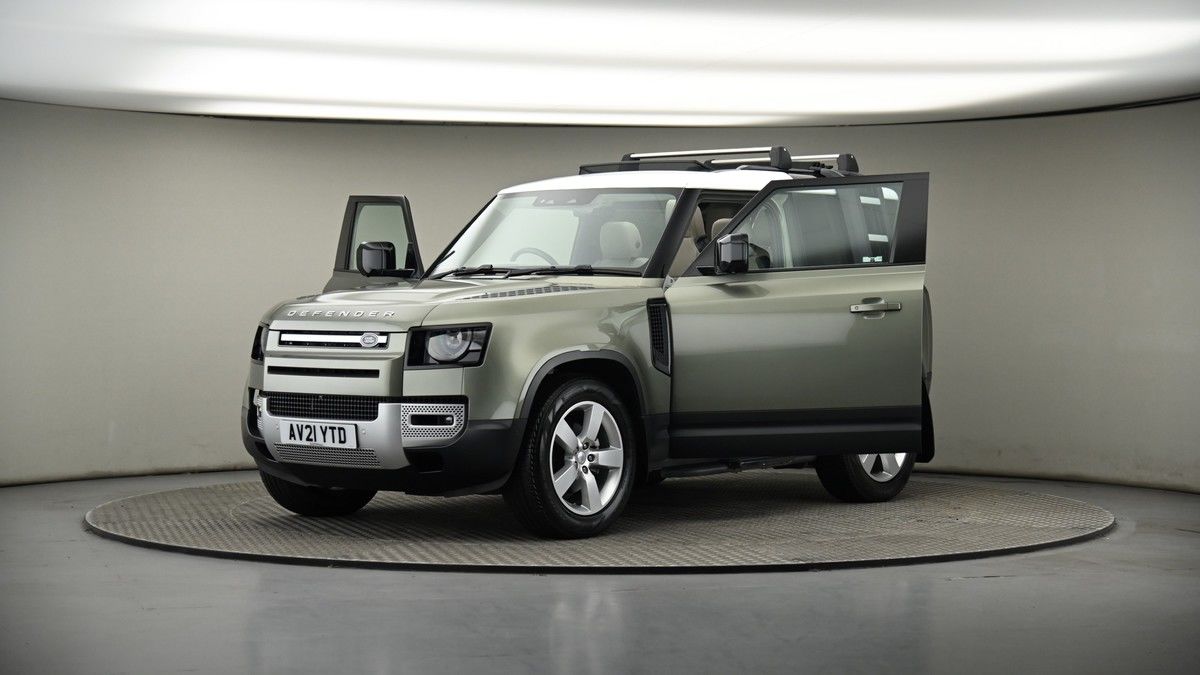 More views of Land Rover Defender 90