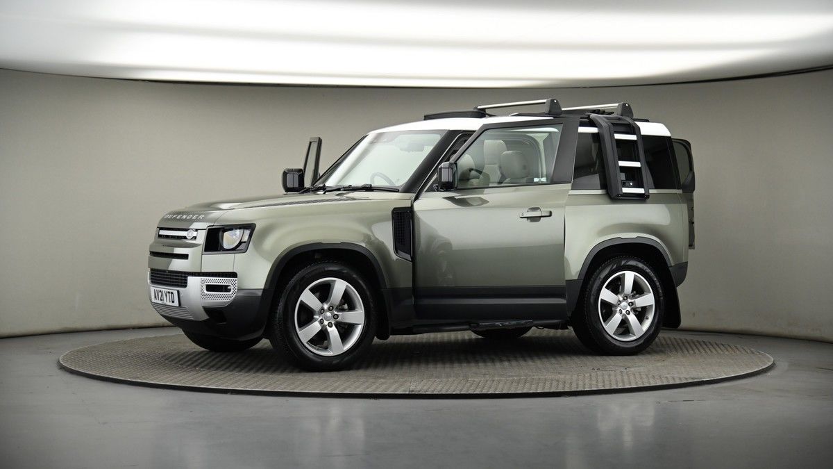 More views of Land Rover Defender 90